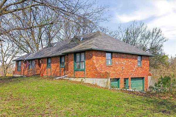 2.5 Acres of Land with Home for Sale in Basehor, Kansas