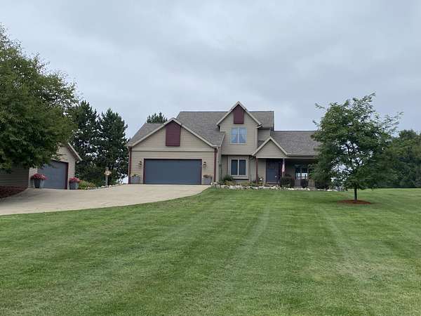 4.28 Acres of Land with Home for Sale in Battle Creek, Michigan