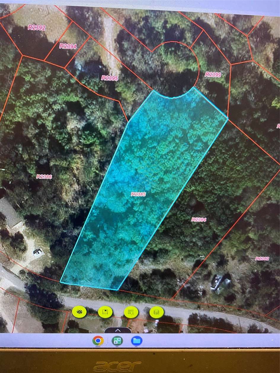 0.95 Acres of Land for Sale in Granbury, Texas
