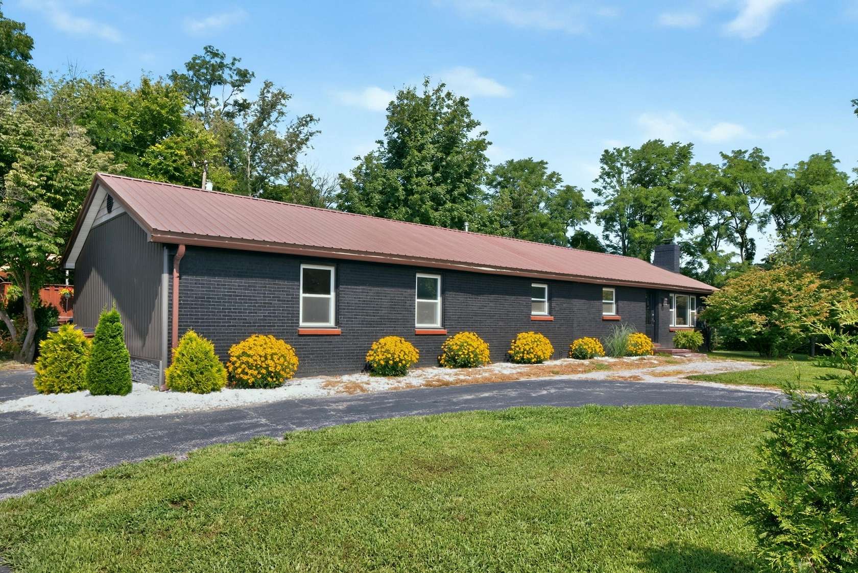 1.6 Acres of Land with Home for Sale in Versailles, Kentucky