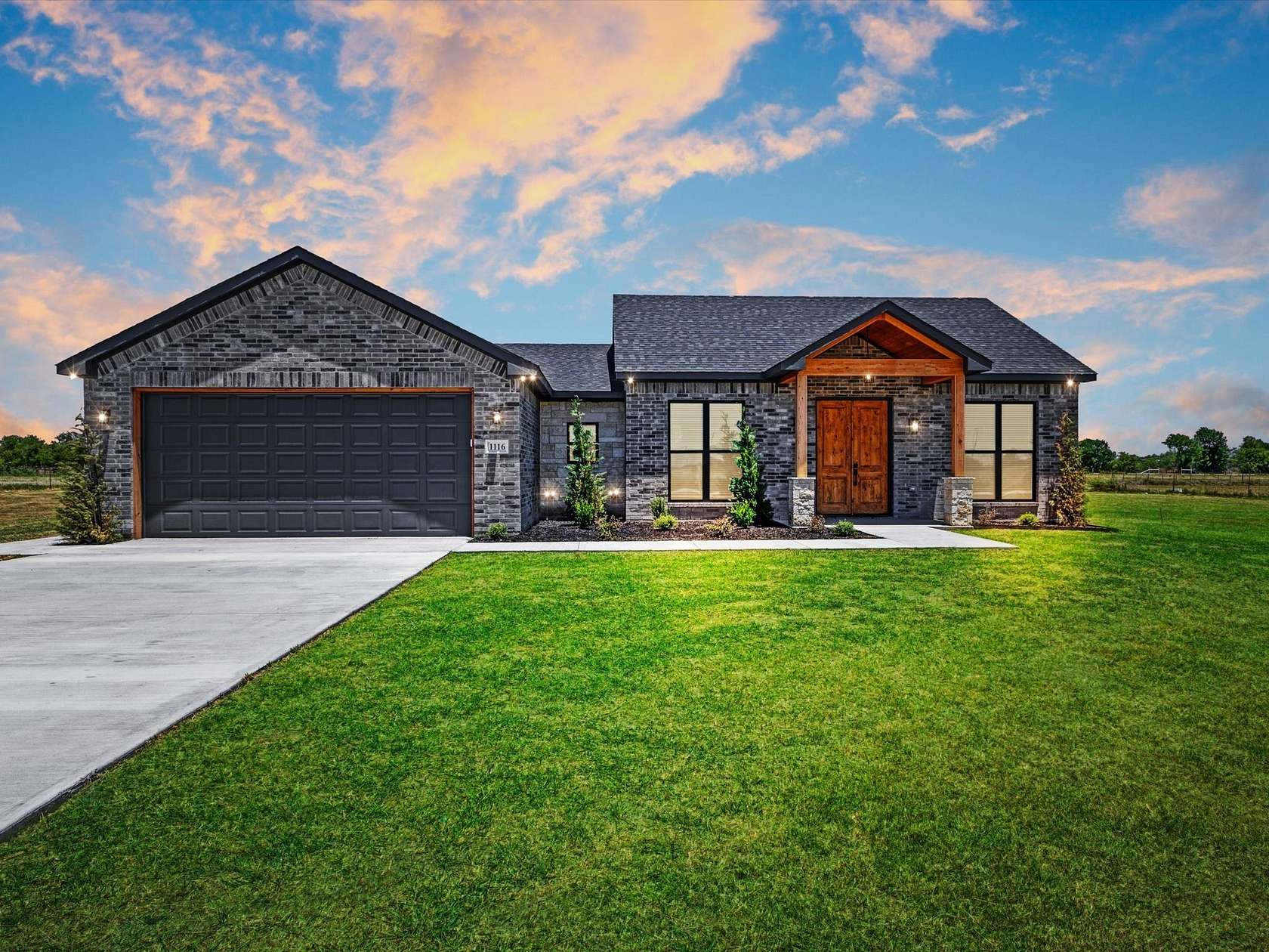 2 Acres of Land with Home for Sale in Corsicana, Texas