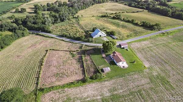 2.14 Acres of Land with Home for Sale in Mount Sterling, Illinois