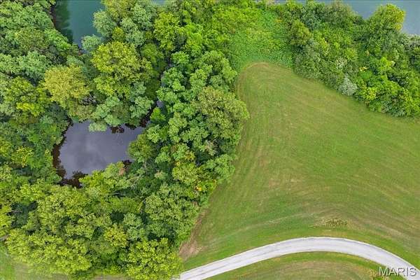 3.7 Acres of Residential Land for Sale in Carlyle, Illinois