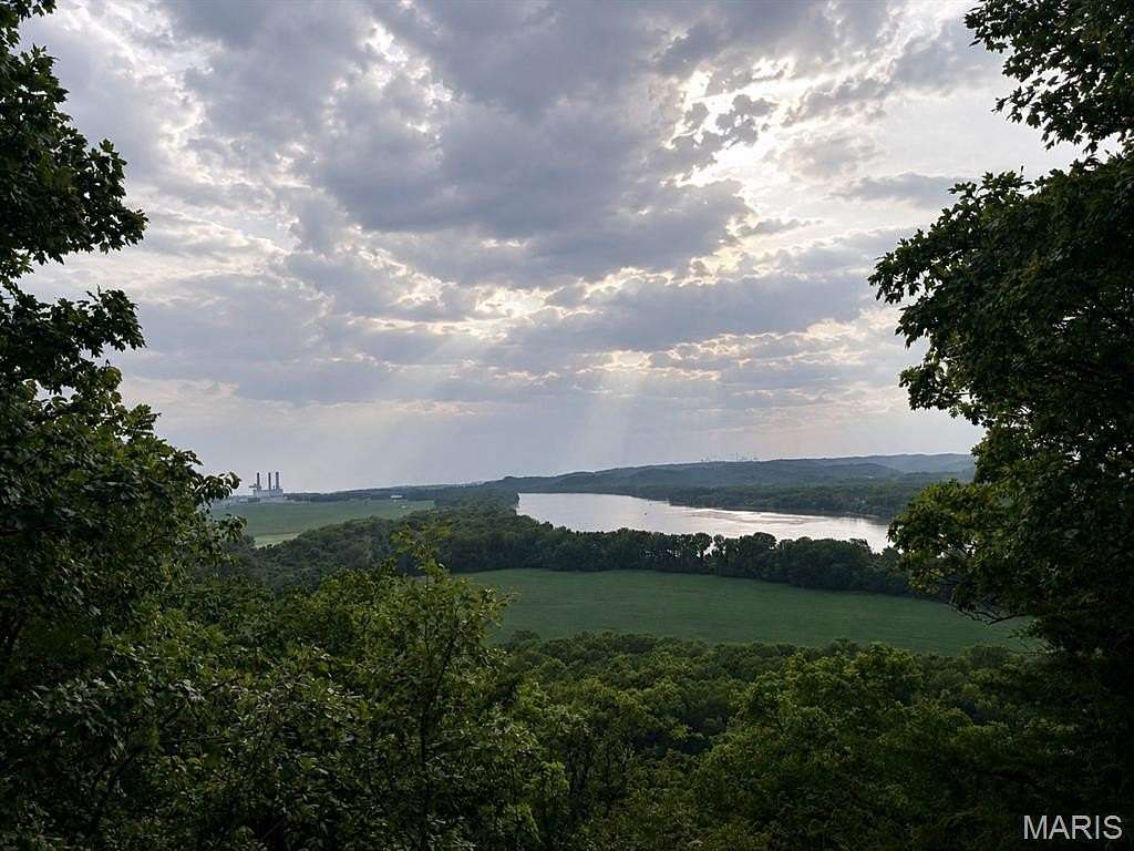 5.2 Acres of Residential Land for Sale in Saint Albans, Missouri