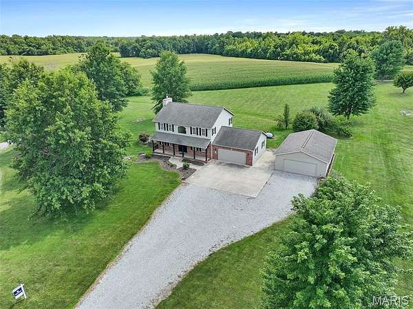 2.19 Acres of Land with Home for Sale in Moro, Illinois