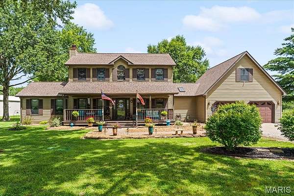 5 Acres of Land with Home for Sale in New Athens, Illinois