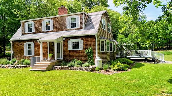2.4 Acres of Land with Home for Sale in Warwick, New York