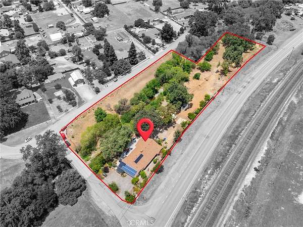 3 Acres of Land with Home for Sale in Atascadero, California