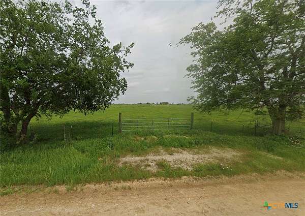 20 Acres of Land for Sale in Rogers, Texas