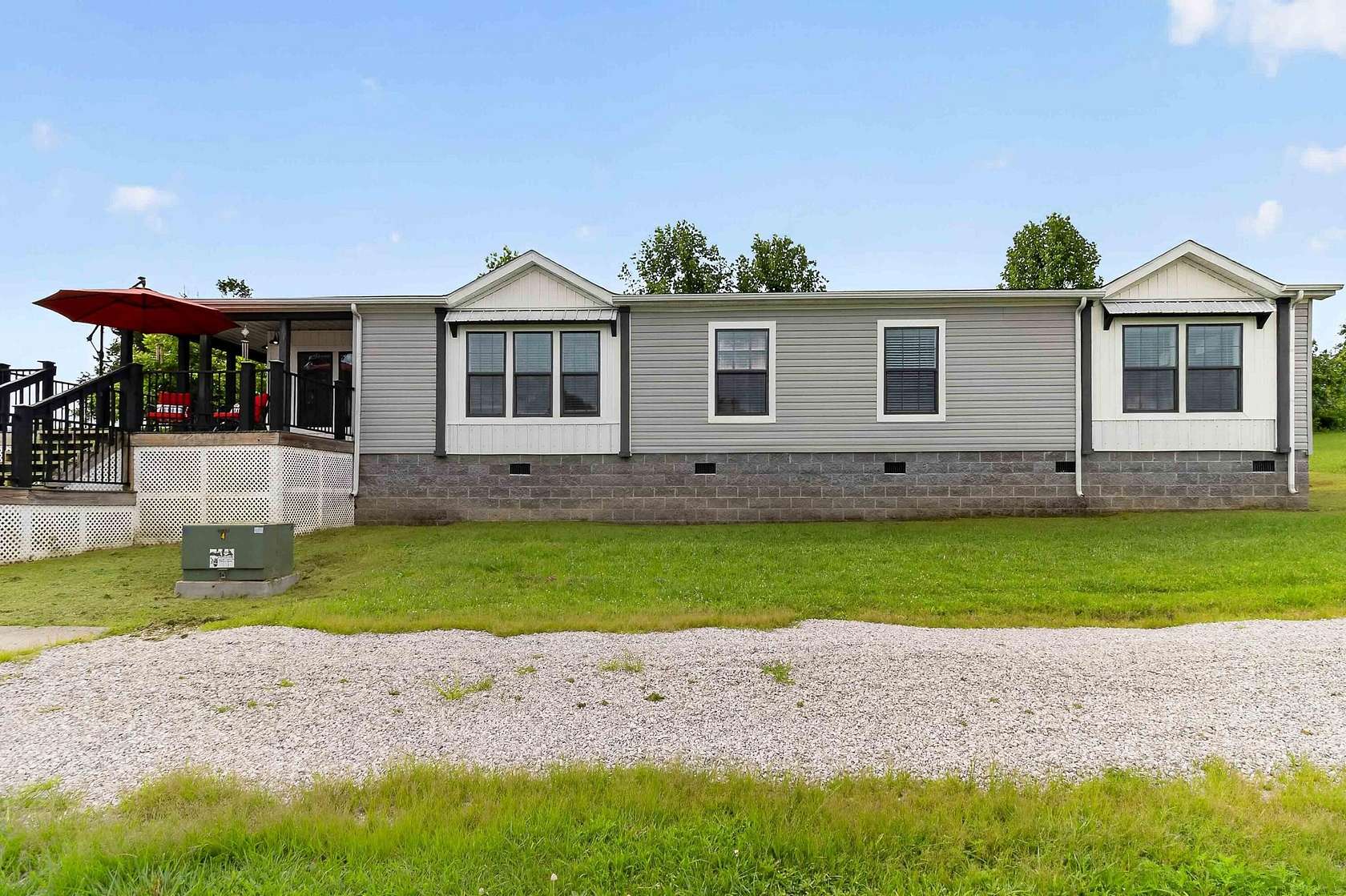 2 Acres of Land with Home for Sale in Science Hill, Kentucky