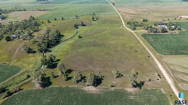 16.5 Acres of Land for Sale in Centerville, South Dakota