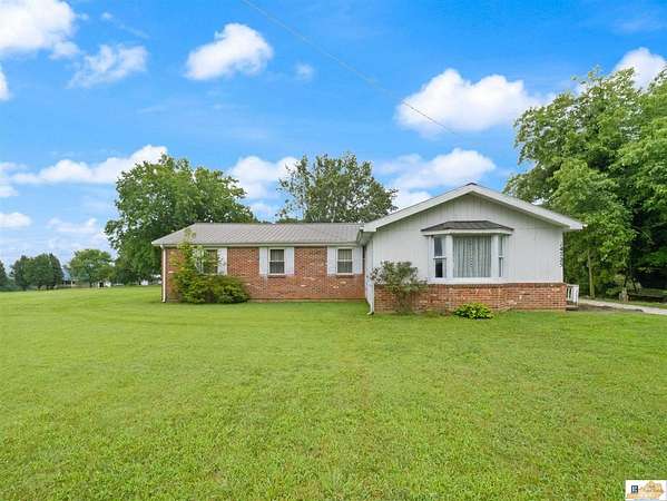 2.8 Acres of Land with Home for Sale in Eastview, Kentucky