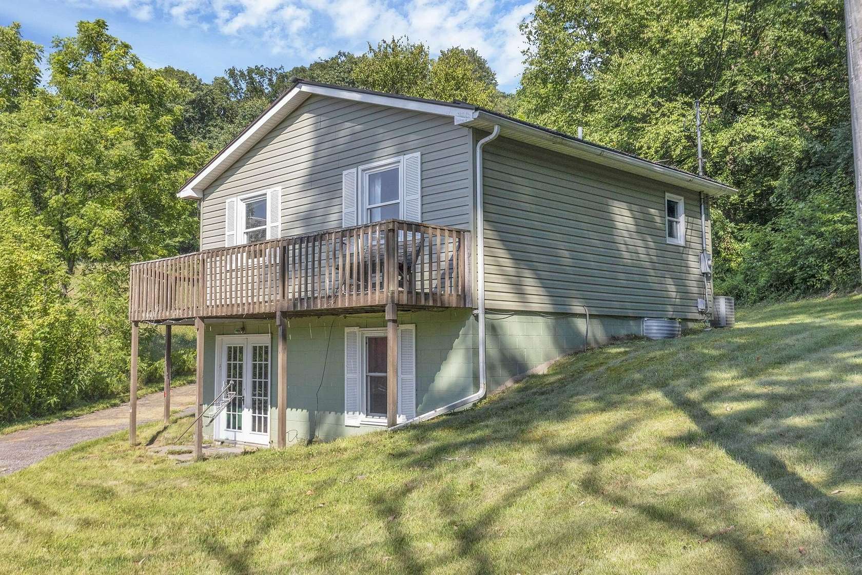 2.5 Acres of Land with Home for Sale in Lancaster, Ohio