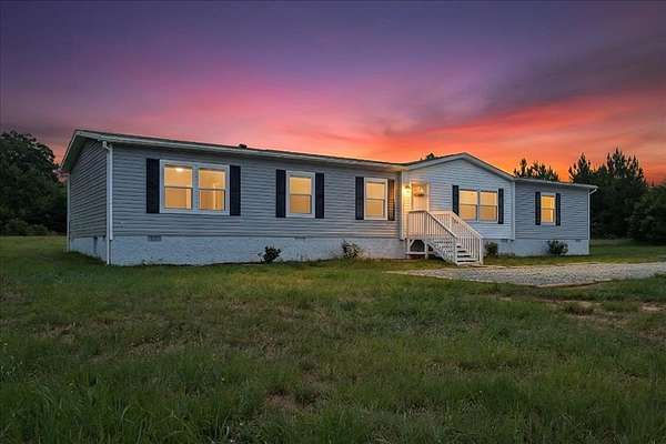3.3 Acres of Land with Home for Sale in Nathalie, Virginia