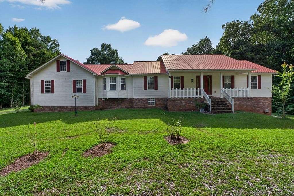 44.5 Acres of Land with Home for Sale in Rock Island, Tennessee