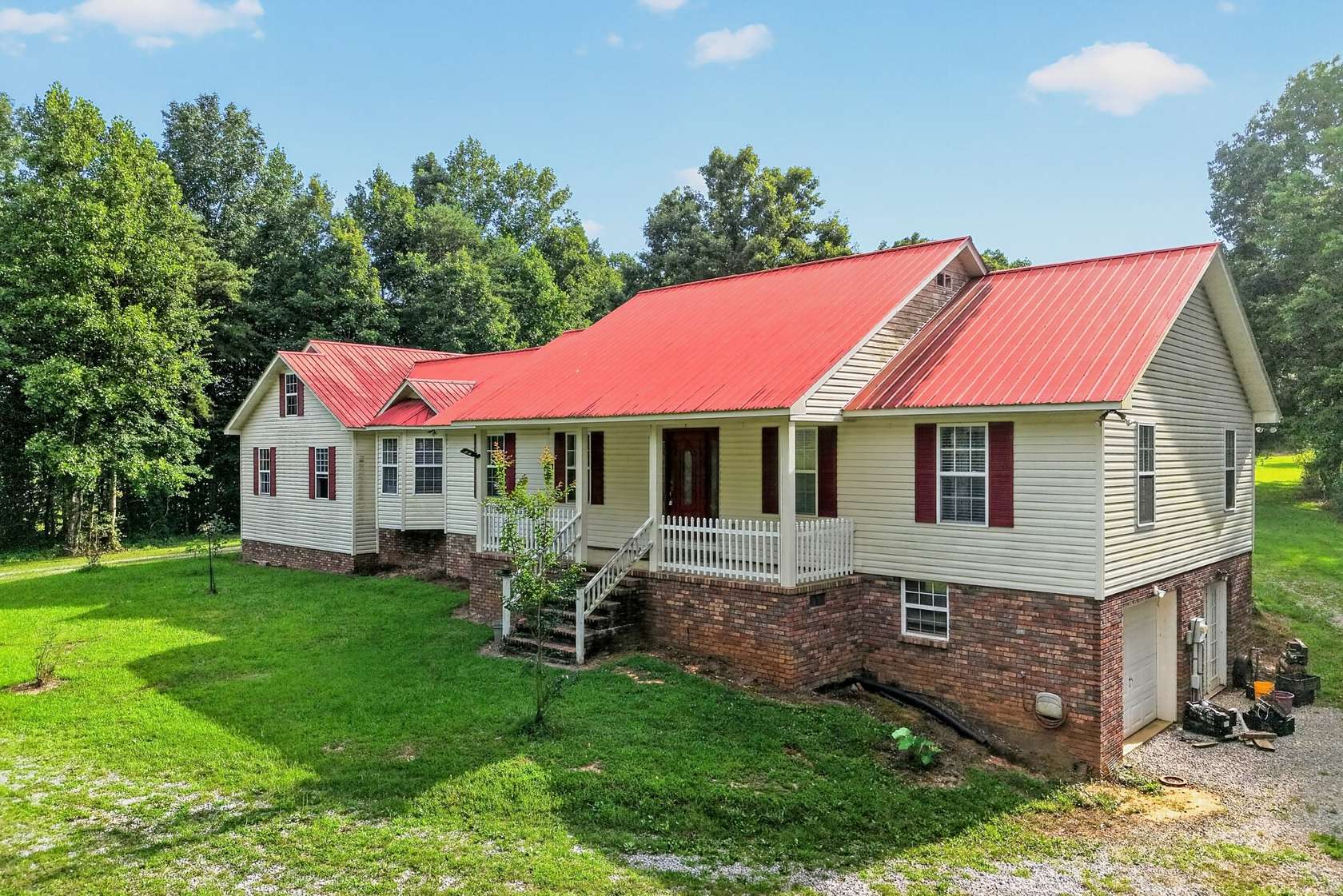 44.5 Acres of Land with Home for Sale in Rock Island, Tennessee