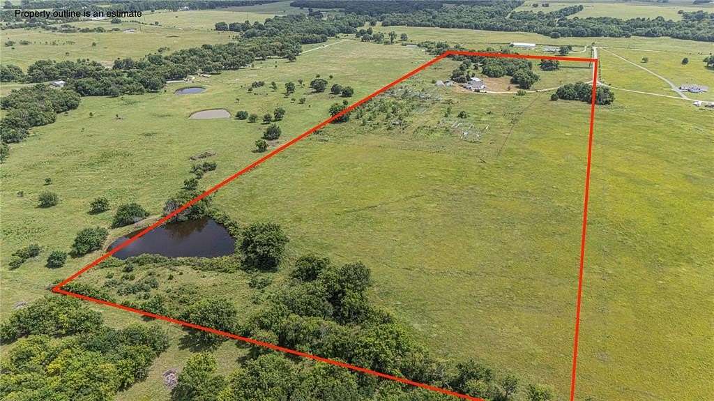 34 Acres of Agricultural Land with Home for Sale in Stratford, Oklahoma