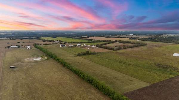 11.4 Acres of Land for Sale in Crawford, Texas