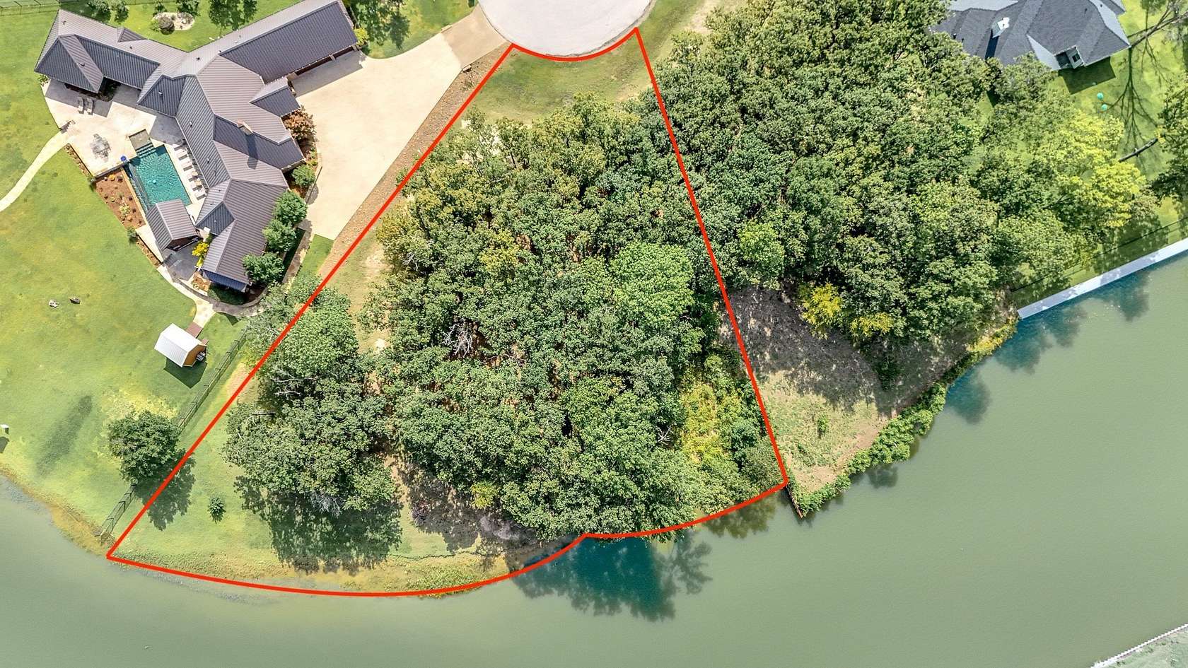 0.76 Acres of Residential Land for Sale in Corsicana, Texas