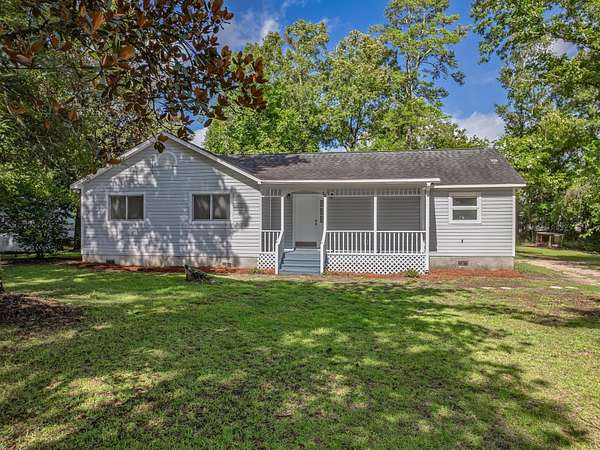 2 Acres of Land with Home for Sale in Crawfordville, Florida