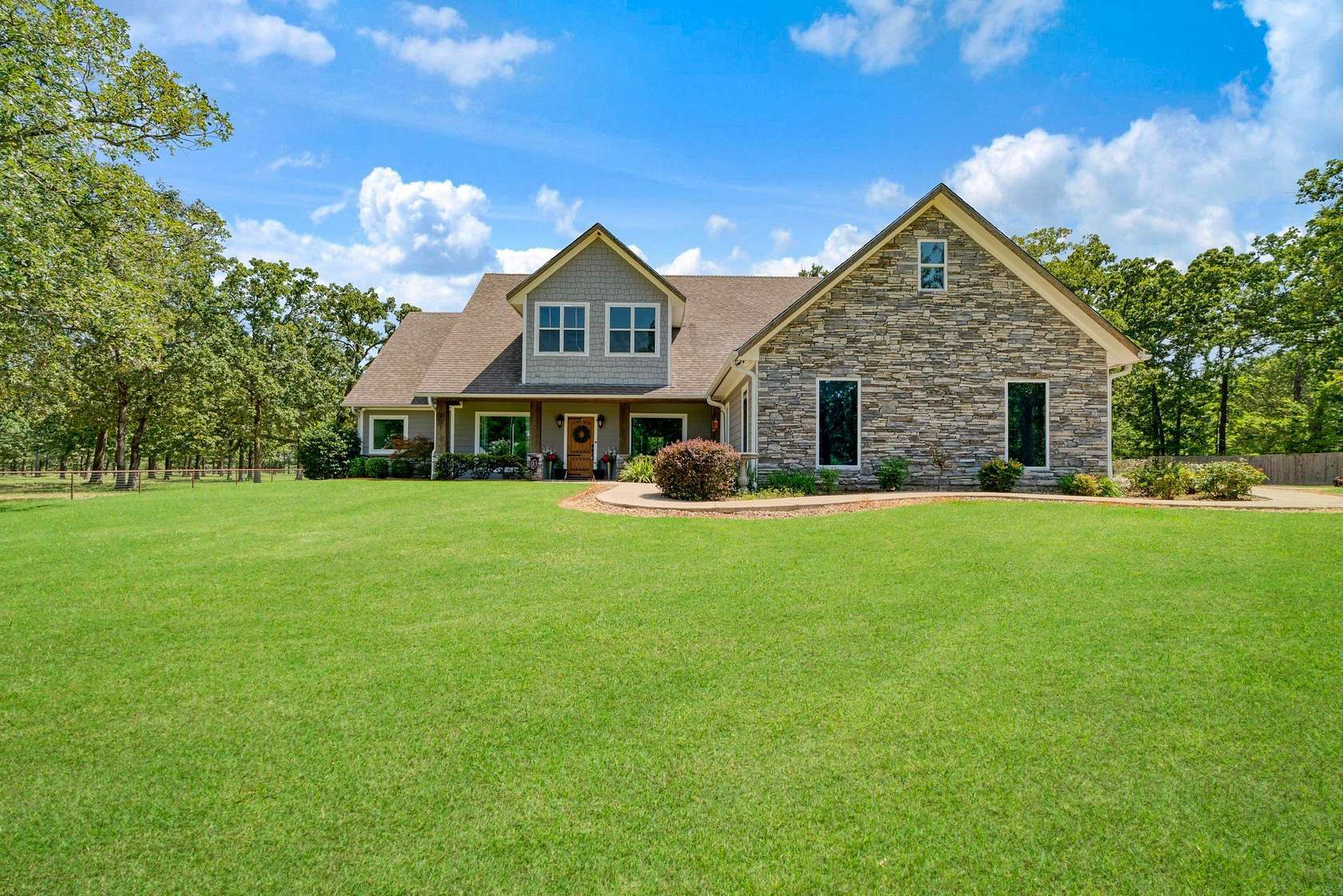 5.22 Acres of Land with Home for Sale in Paris, Texas