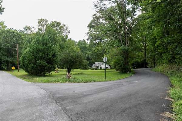 2.51 Acres of Land with Home for Sale in Cedartown, Georgia