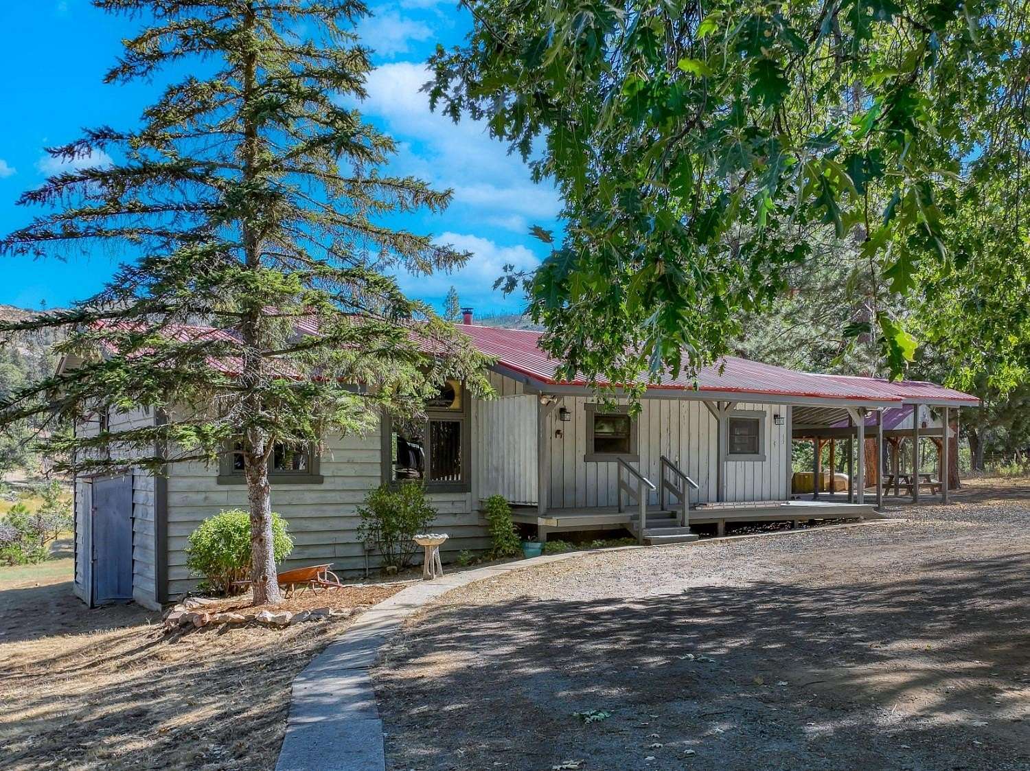 5 Acres of Land with Home for Sale in Auberry, California