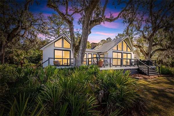4.5 Acres of Land with Home for Sale in Saint Simons Island, Georgia