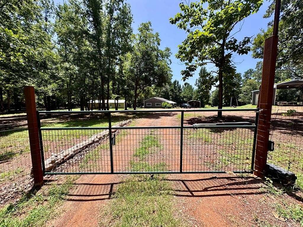 6.62 Acres of Land with Home for Sale in Palestine, Texas