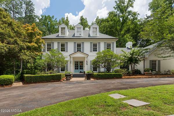 2.5 Acres of Land with Home for Sale in Macon, Georgia