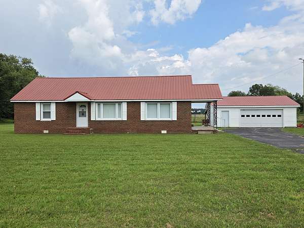 7 Acres of Land with Home for Sale in Boaz, Kentucky