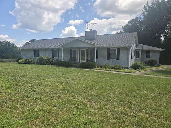 39 Acres of Recreational Land with Home for Sale in Jonesville, South Carolina