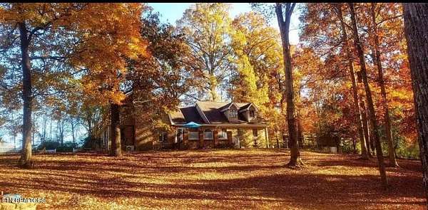 3.68 Acres of Land with Home for Sale in Powell, Tennessee