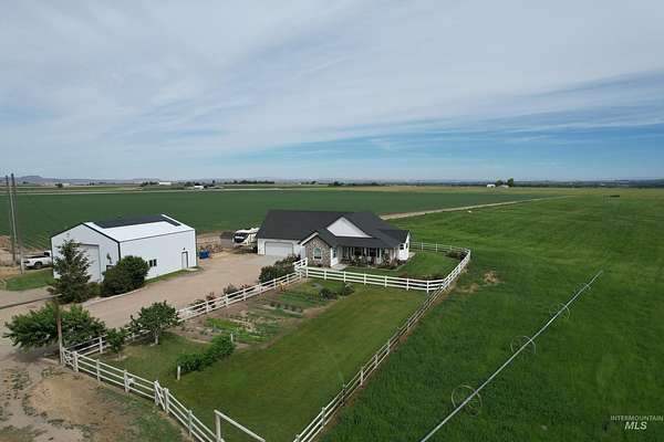 10.6 Acres of Land with Home for Sale in Parma, Idaho