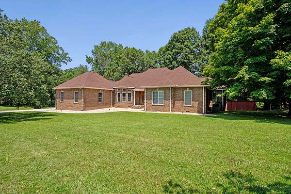 3.6 Acres of Land with Home for Sale in Manchester, Tennessee