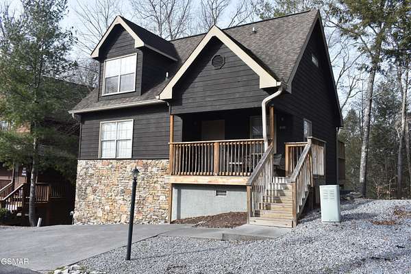 17 Acres of Land with Home for Sale in Pigeon Forge, Tennessee