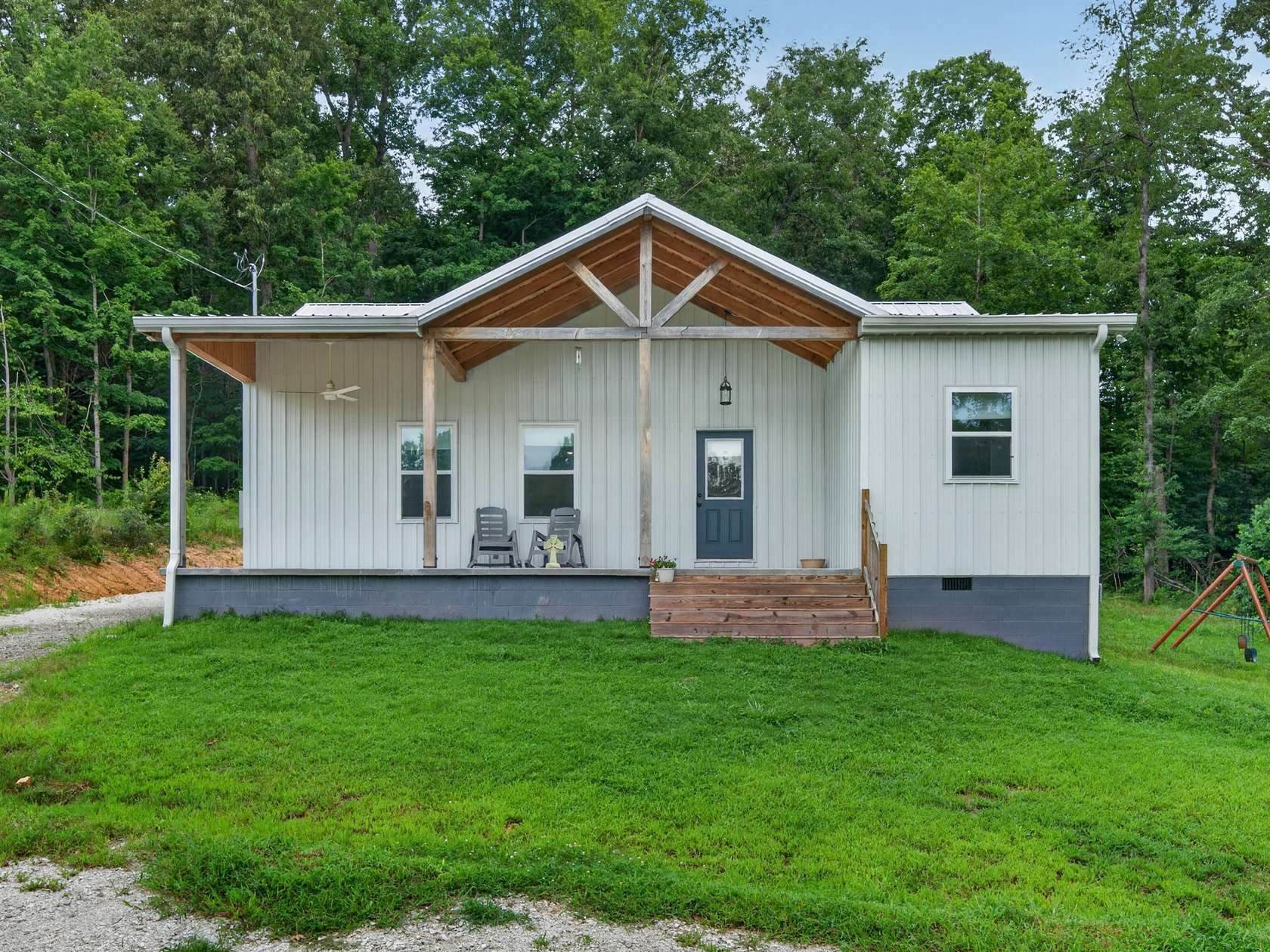2.56 Acres of Land with Home for Sale in Charlotte, Tennessee