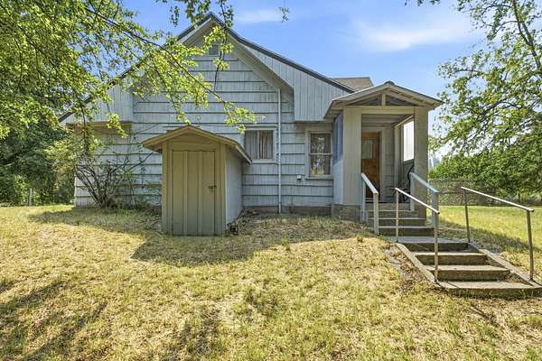 8.44 Acres of Land with Home for Sale in Colville, Washington