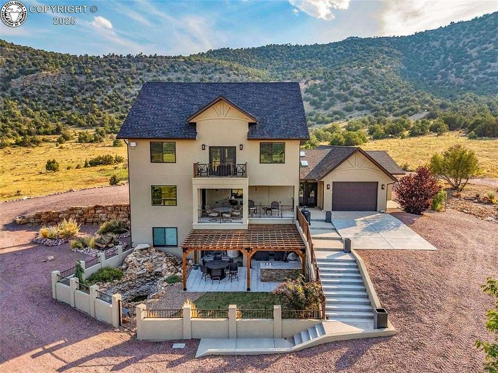 40 Acres of Land with Home for Sale in Cañon City, Colorado