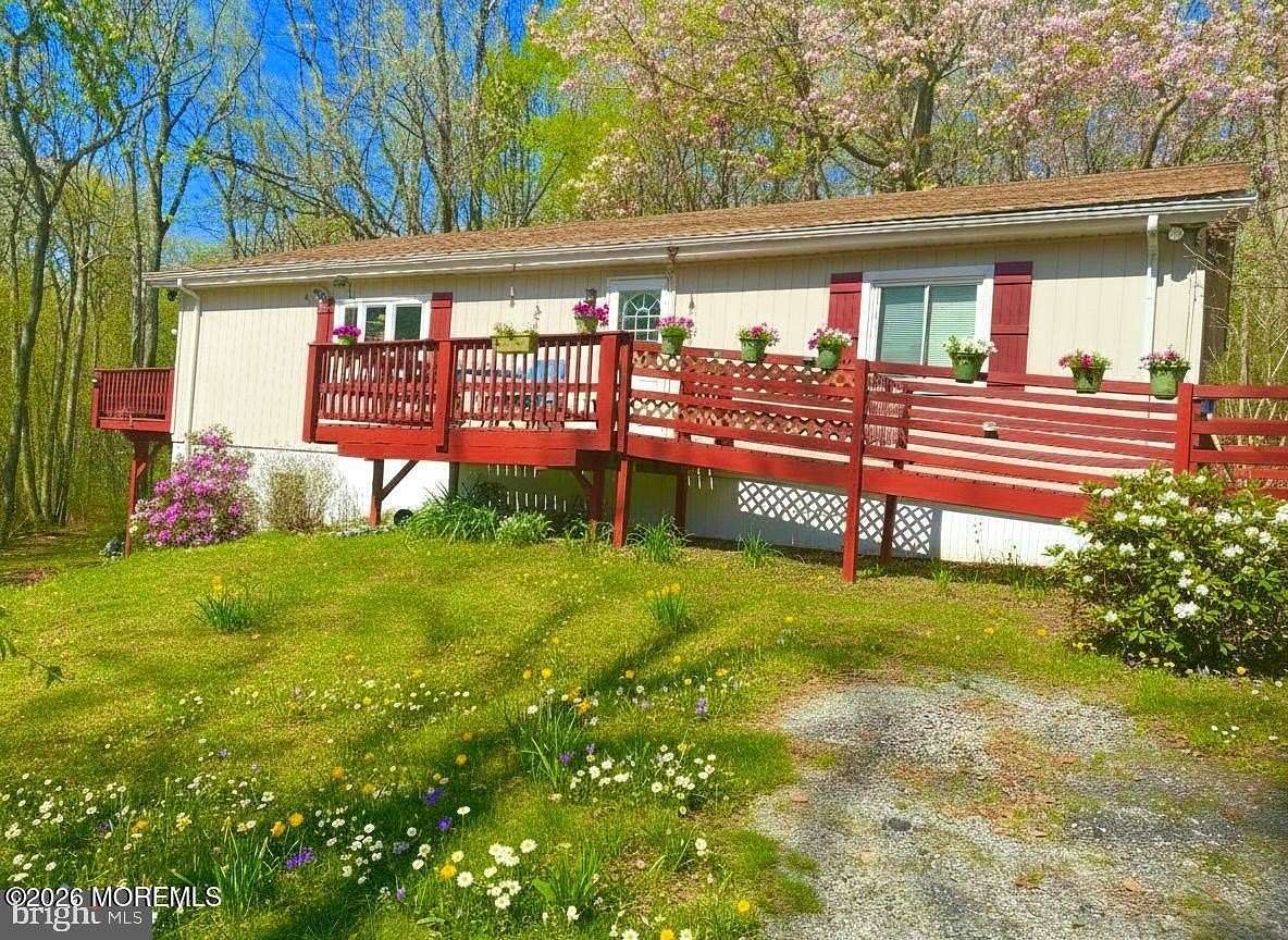 14.4 Acres of Land with Home for Sale in Cream Ridge, New Jersey