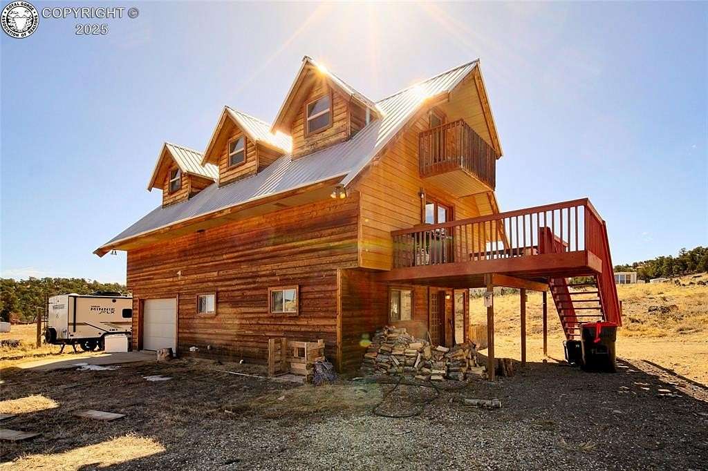 2.5 Acres of Land with Home for Sale in Cotopaxi, Colorado