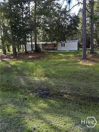 5 Acres of Land with Home for Lease in Pembroke, Georgia