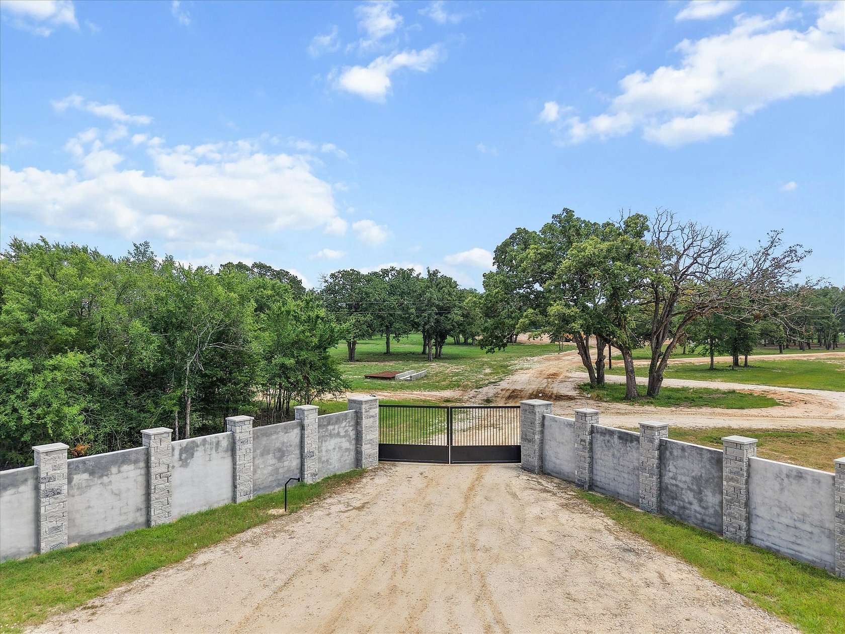 508 Acres of Agricultural Land for Sale in Groesbeck, Texas