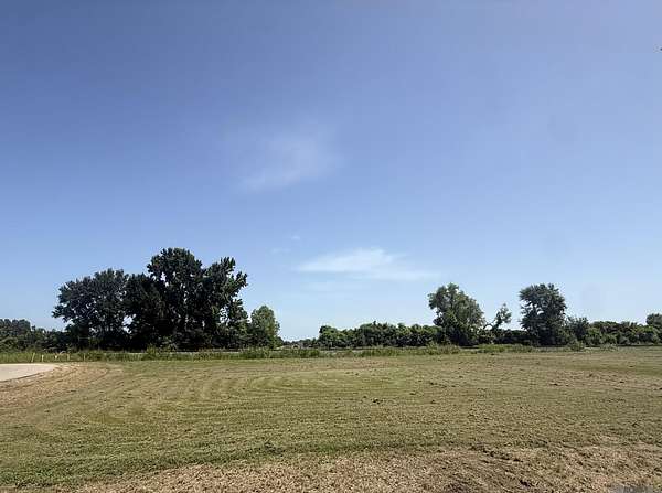 0.39 Acres of Residential Land for Sale in Port Allen, Louisiana
