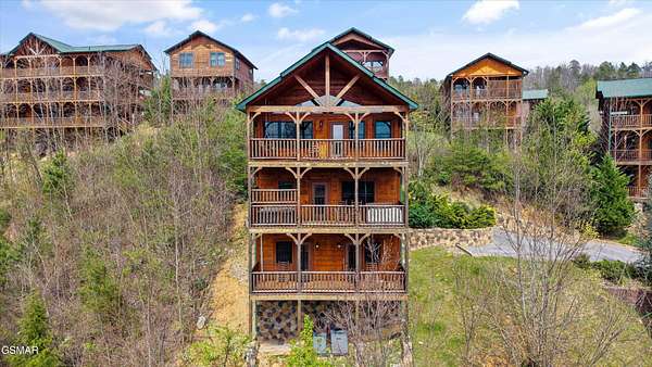32.1 Acres of Land with Home for Sale in Gatlinburg, Tennessee