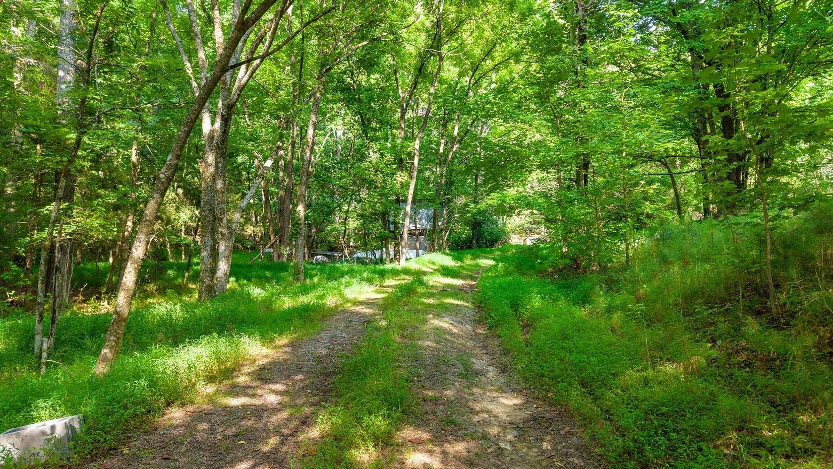 7 Acres of Residential Land for Sale in Cleveland, Tennessee