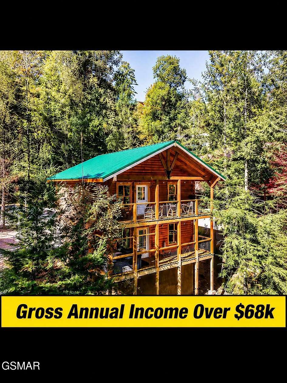 15.2 Acres of Land with Home for Sale in Gatlinburg, Tennessee