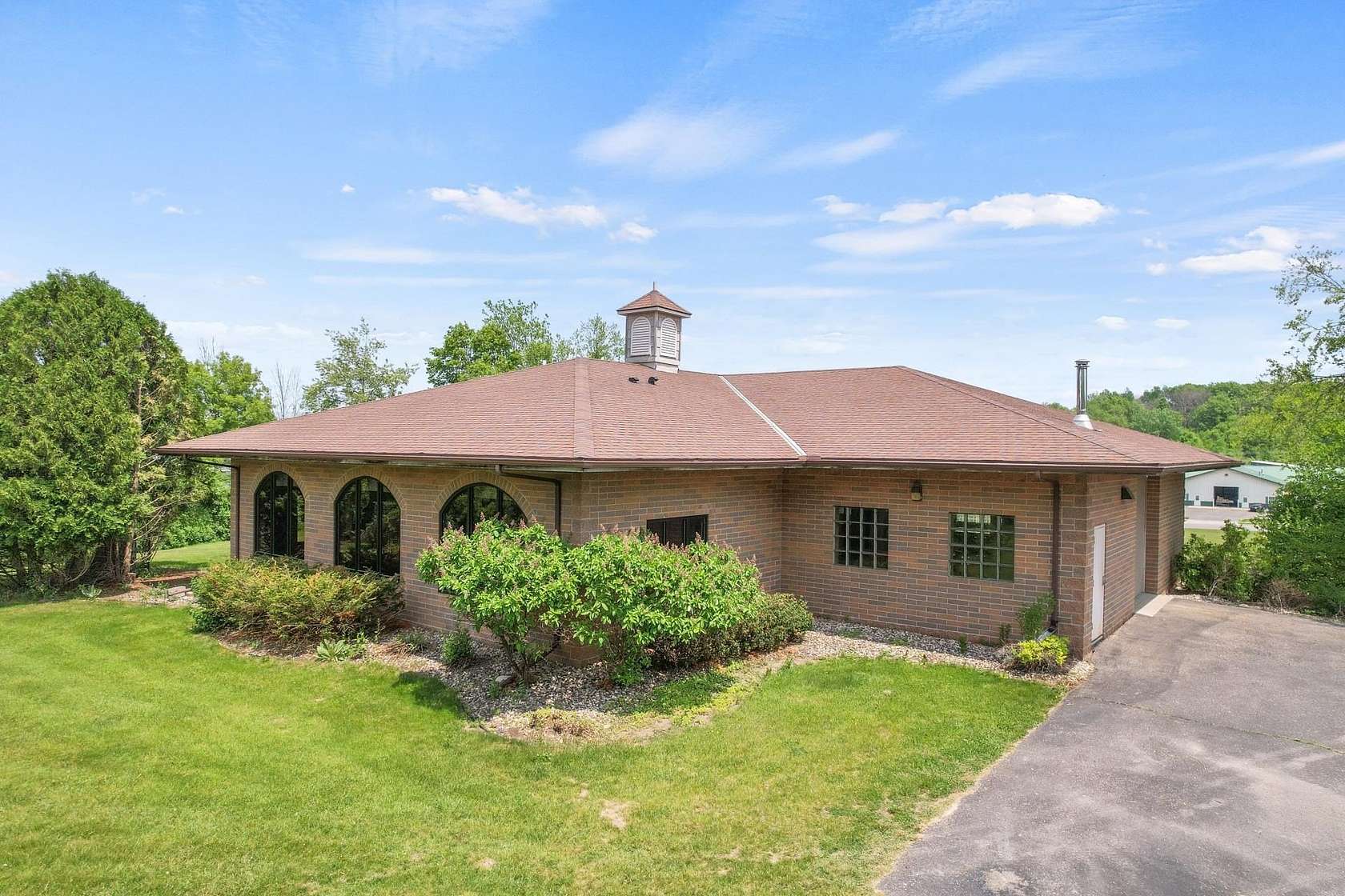 2.25 Acres of Improved Commercial Land for Sale in Baraboo, Wisconsin