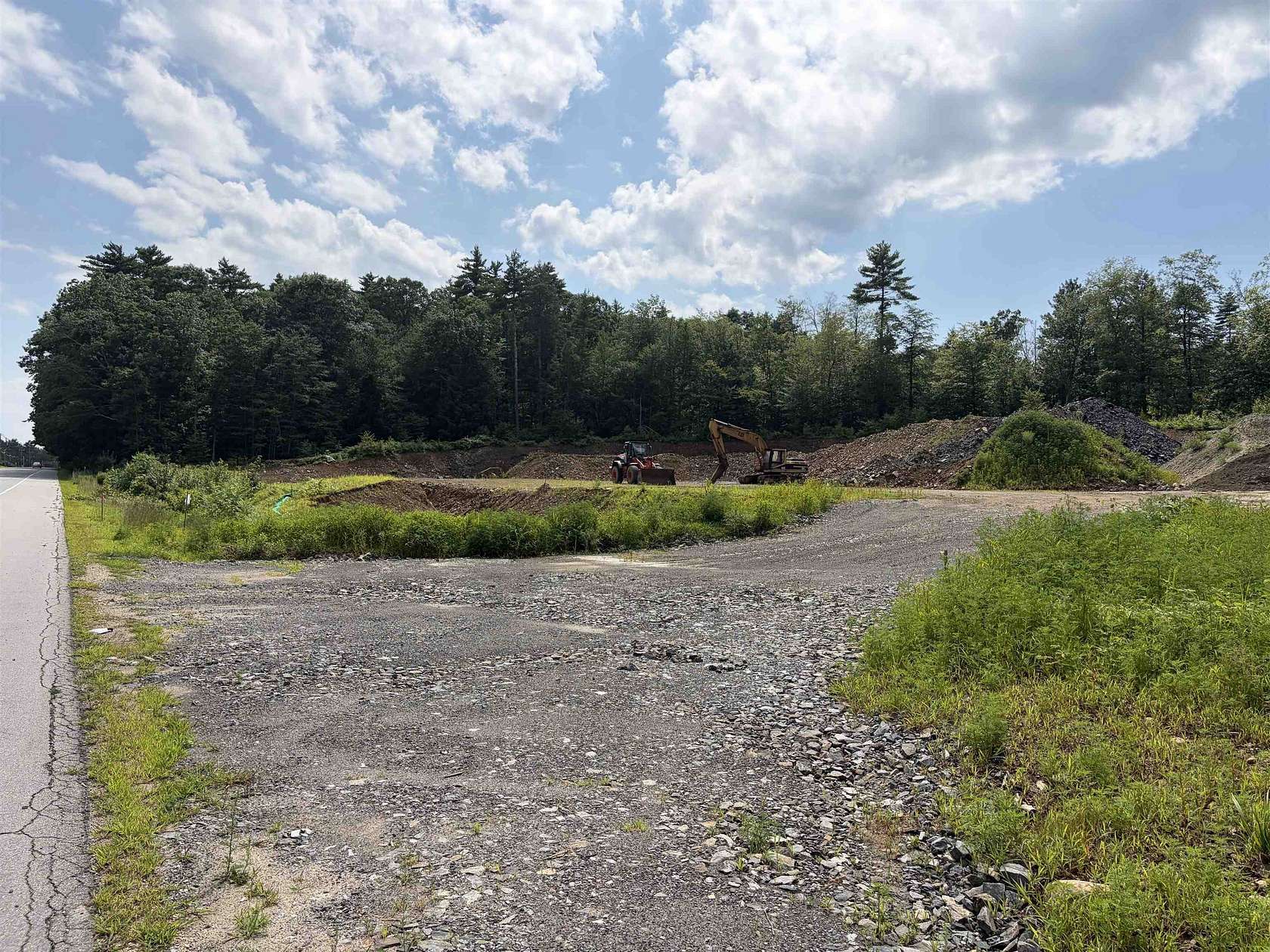 2.32 Acres of Mixed-Use Land for Sale in Epping, New Hampshire