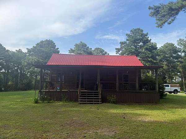 4.58 Acres of Land with Home for Sale in Fitzgerald, Georgia